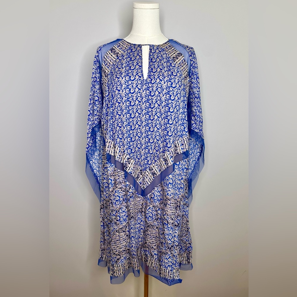 BCBG Blue Patterned dress. Size S, gently used.
